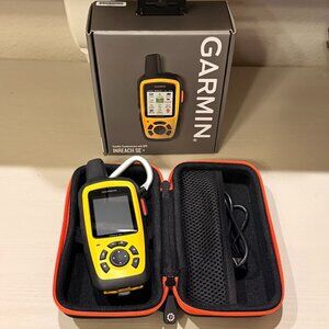 Garmin inReach SE+ Handheld GPS Navigator w/ Case Bundle